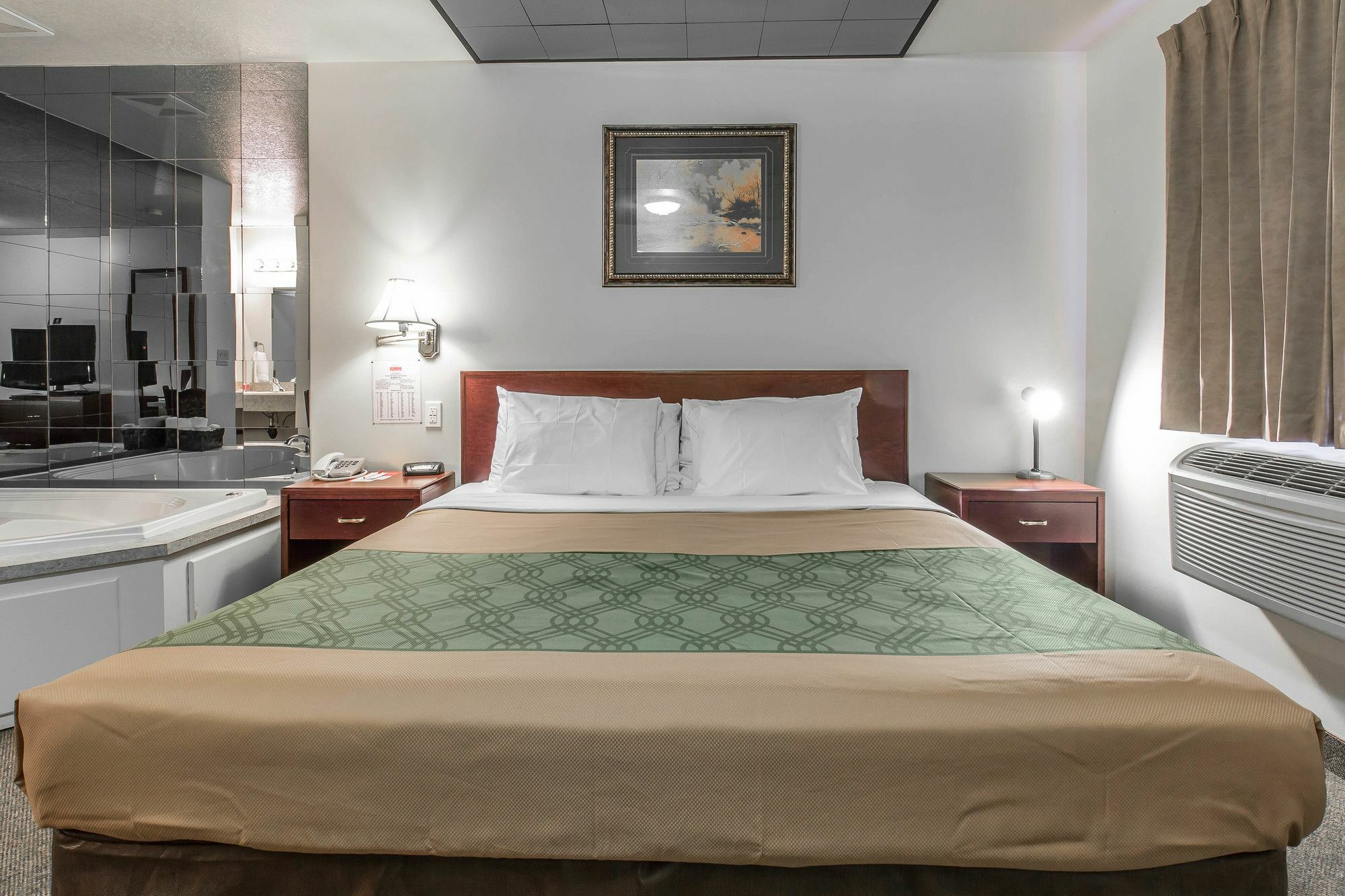 Empire Inn & Suites Penhold Εξωτερικό φωτογραφία